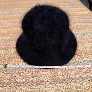 DNY Wool Blend Bell Style Elegant Black Women's Hat